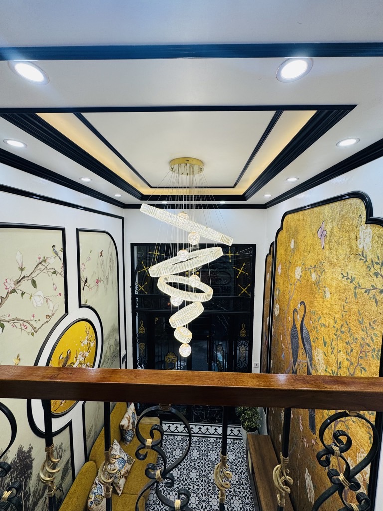 Bán nhà Hòa Bình - diện tích 19,1m2 5 tầng - Ô TÔ ĐỖ CỬA - giá 7,0 tỷ