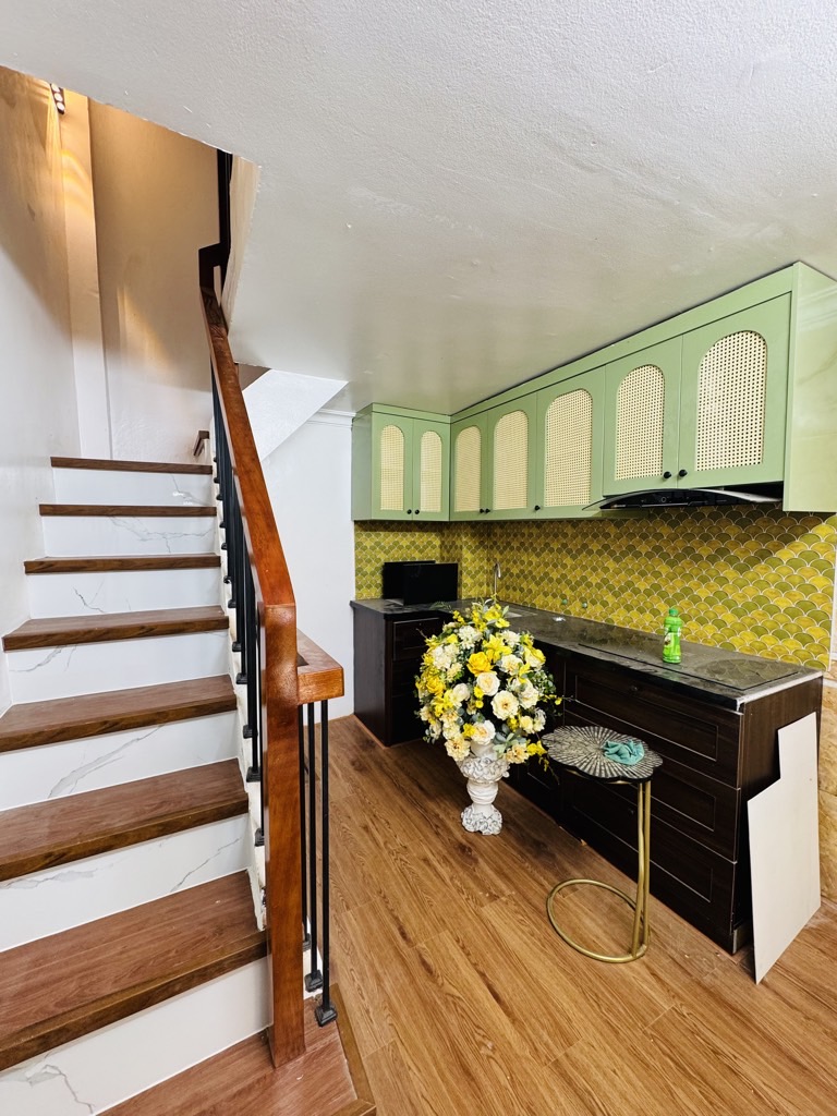 Bán nhà Hòa Bình - diện tích 19,1m2 5 tầng - Ô TÔ ĐỖ CỬA - giá 7,0 tỷ