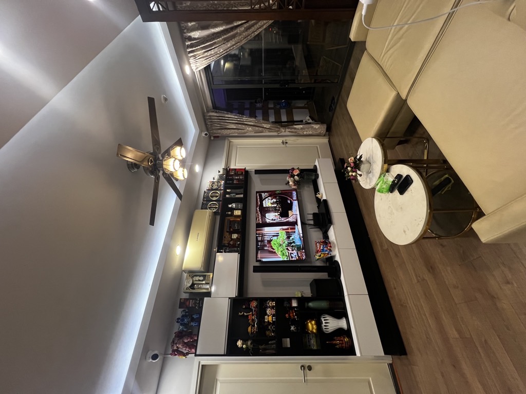 Bán nhà Imperia Minh Khai - diện tích 82m2 23 tầng - Căn hộ cao cấp - giá 10,5 tỷ