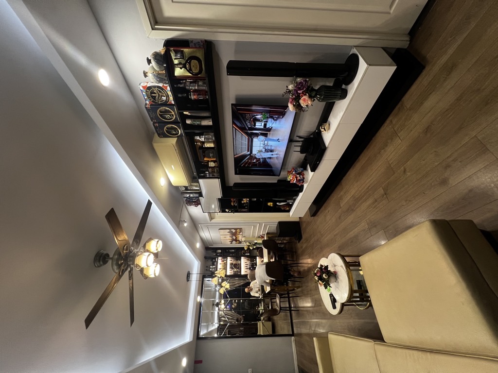 Bán nhà Imperia Minh Khai - diện tích 82m2 23 tầng - Căn hộ cao cấp - giá 10,5 tỷ