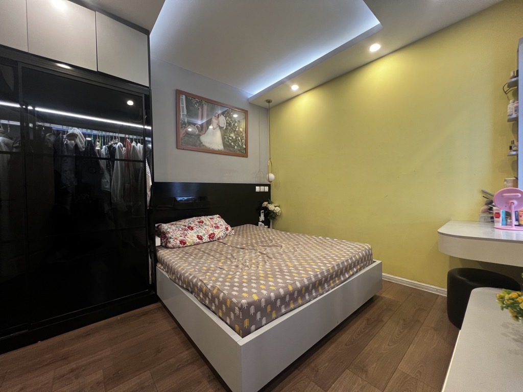 Bán nhà Imperia Minh Khai - diện tích 82m2 23 tầng - Căn hộ cao cấp - giá 10,5 tỷ