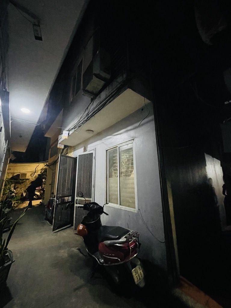 Bán nhà Đại Từ - diện tích 32m2 3 tầng - Nhà lô góc 2 mặt thoáng - giá 7,9 tỷ