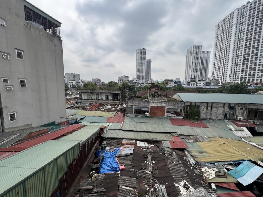 Bán nhà Nguyễn Trãi - diện tích 68.6m2 4 tầng - ô tô quay đầu trước cửa - giá 13 tỷ