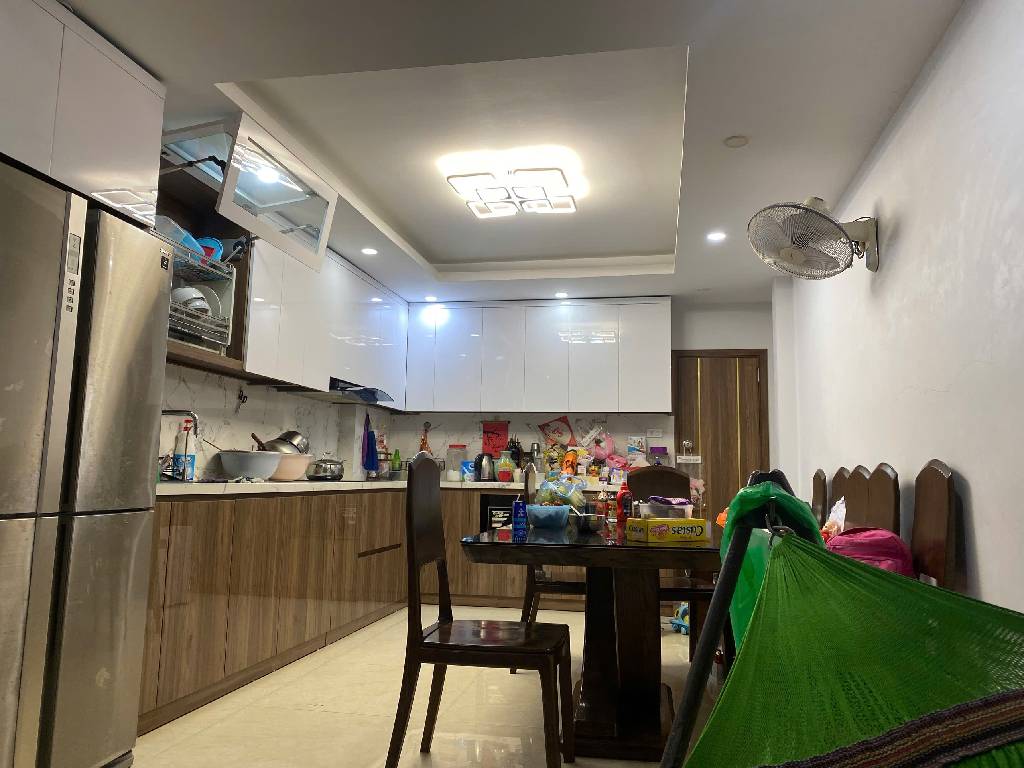 Bán nhà Yên Lãng - diện tích 54m2 6 tầng - Siêu siêu gần phố - giá 19,3 tỷ