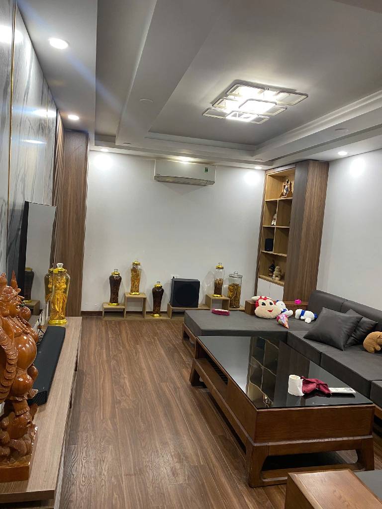 Bán nhà Yên Lãng - diện tích 54m2 6 tầng - Siêu siêu gần phố - giá 19,3 tỷ