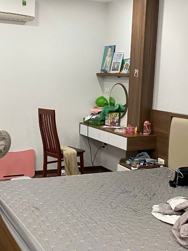 Bán nhà Yên Lãng - diện tích 54m2 6 tầng - Siêu siêu gần phố - giá 19,3 tỷ