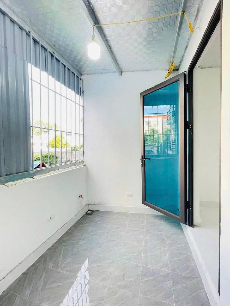 Bán nhà Thanh Đàm - diện tích 45m2 2 tầng - ô tô tránh cách 20m - giá 4,1 tỷ