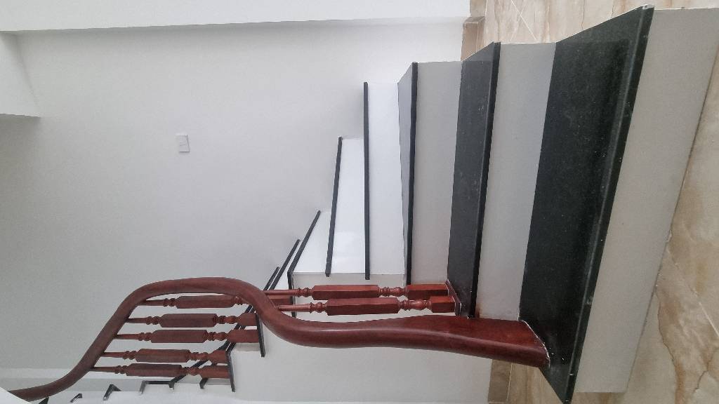 Bán nhà Thịnh Liệt - diện tích 30m2 5 tầng - Cách đường ô tô tránh thẳng đúng 15m - giá 7,36 tỷ