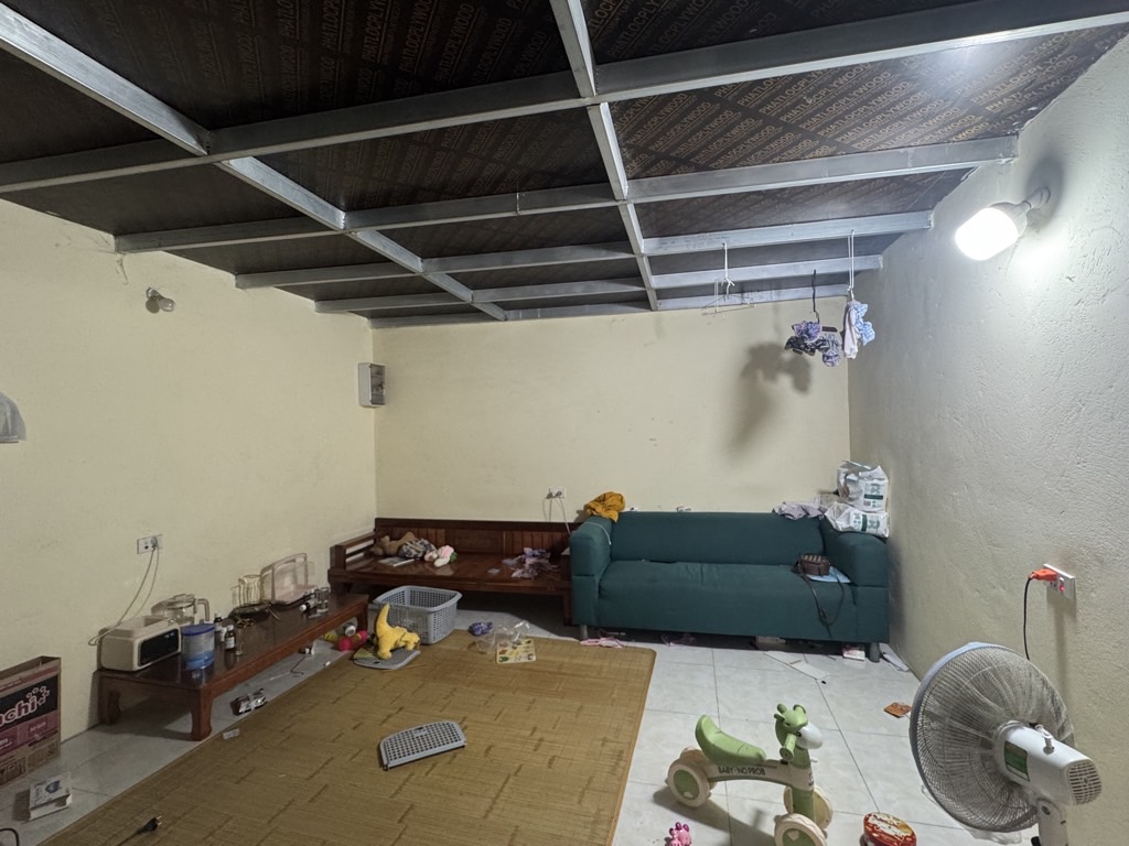 Bán nhà Lĩnh Nam - diện tích 59m2 2 tầng - Ngõ 254.6 - giá 5,3 tỷ