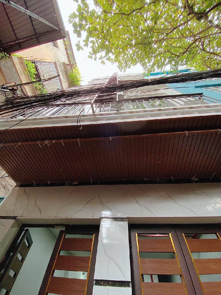 Bán nhà Ngõ Đình Đông - diện tích 36m2 6 tầng - Lô góc, thang máy - giá 11,5 tỷ