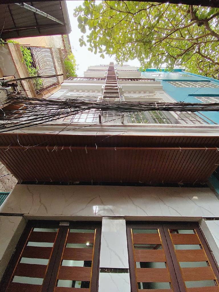 Bán nhà Ngõ Đình Đông - diện tích 36m2 6 tầng - Lô góc, thang máy - giá 11,5 tỷ