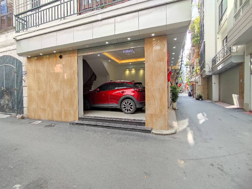 Bán nhà Vương Thừa Vũ - diện tích 38m2 5 tầng - LÔ GÓC - giá 15,5 tỷ