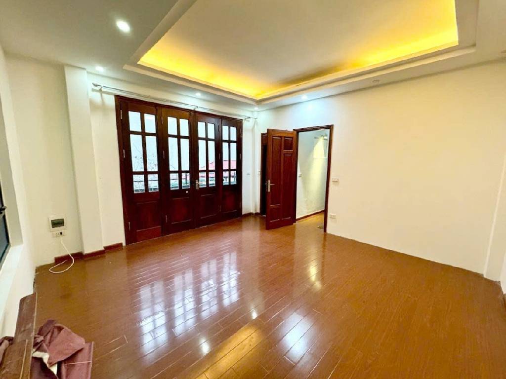 Bán nhà Vương Thừa Vũ - diện tích 38m2 5 tầng - LÔ GÓC - giá 15,5 tỷ