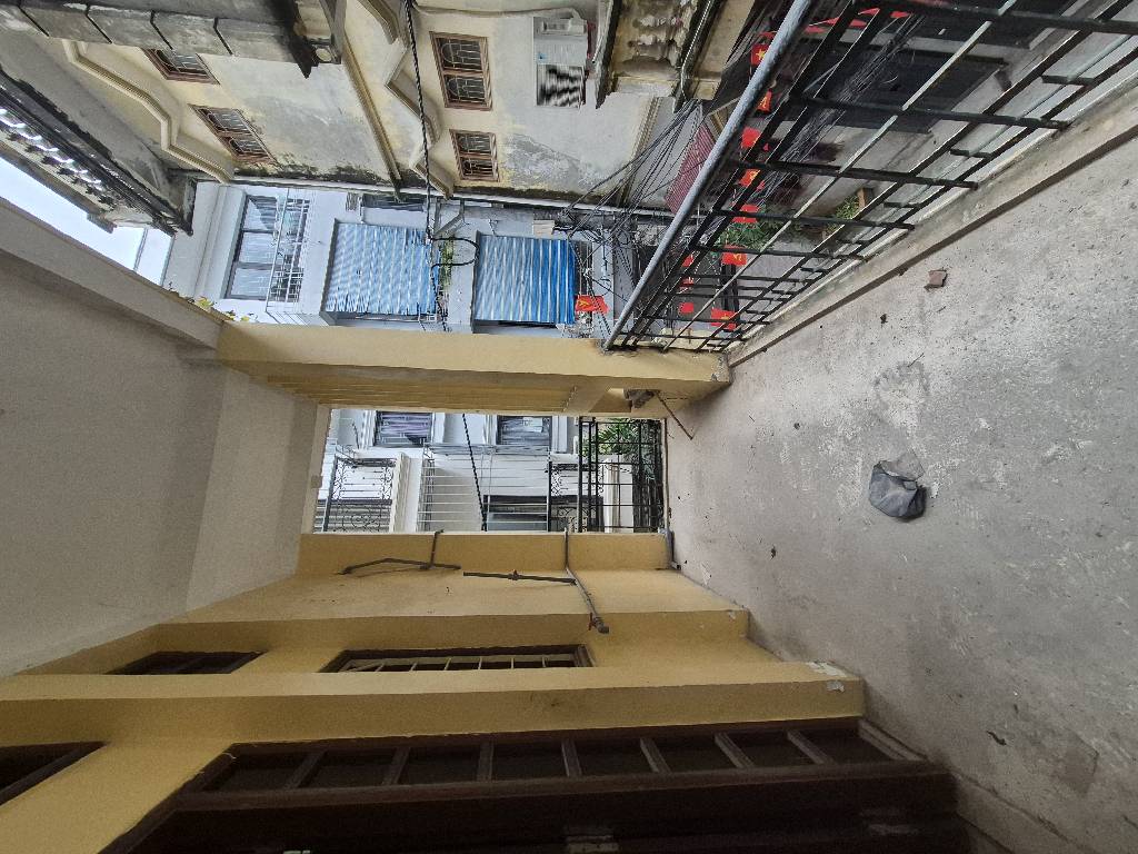 Bán nhà Tô Vĩnh Diện - diện tích 58.5m2 4 tầng - LÔ GÓC - NHÀ DÂN XÂY KIÊN CỐ - giá 21,8 tỷ