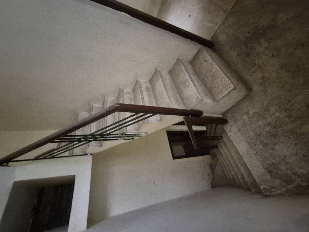 Bán nhà Tô Vĩnh Diện - diện tích 58.5m2 4 tầng - LÔ GÓC - NHÀ DÂN XÂY KIÊN CỐ - giá 21,8 tỷ