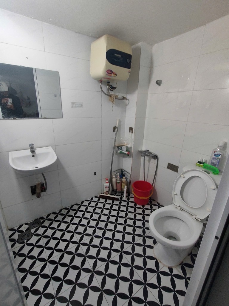 Bán nhà Định Công Thượng - diện tích 43m2 1 tầng - ô tô tránh - giá 3 tỷ