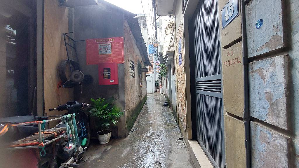 Bán nhà Định Công Hạ - diện tích 35m2 1 tầng - ô tô vào đến cạnh lô đất - giá 6,25 tỷ