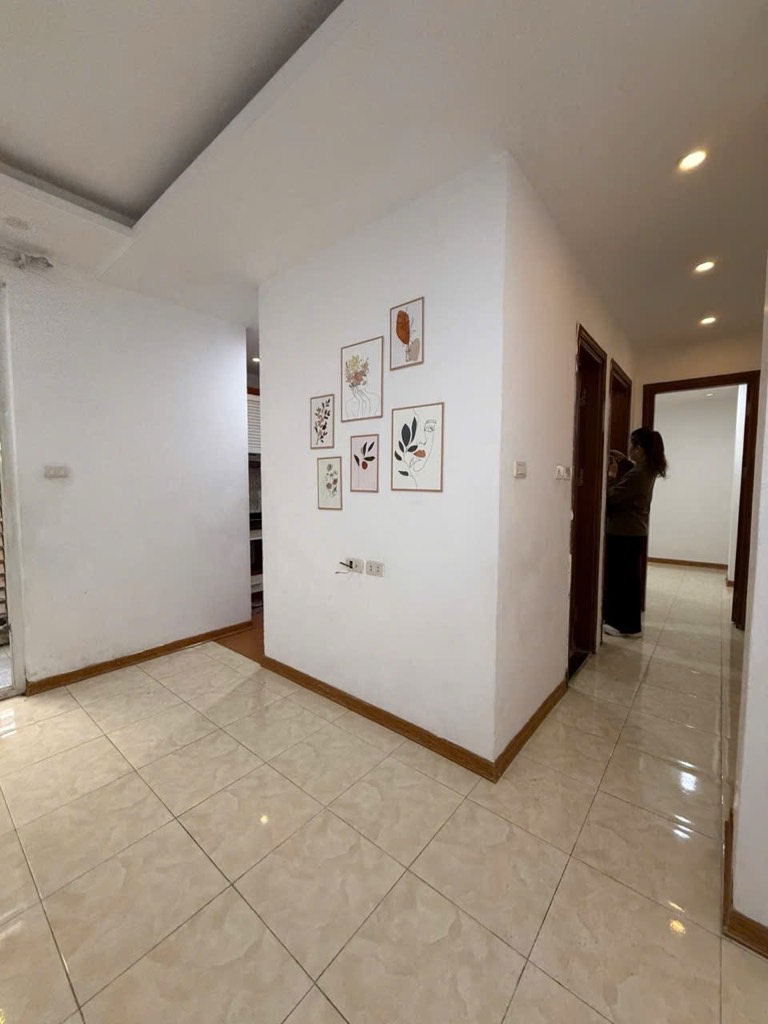 Bán nhà Phạm Ngọc Thạch - diện tích 51m2 3 tầng - Căn hộ CC mini - giá 2,7 tỷ