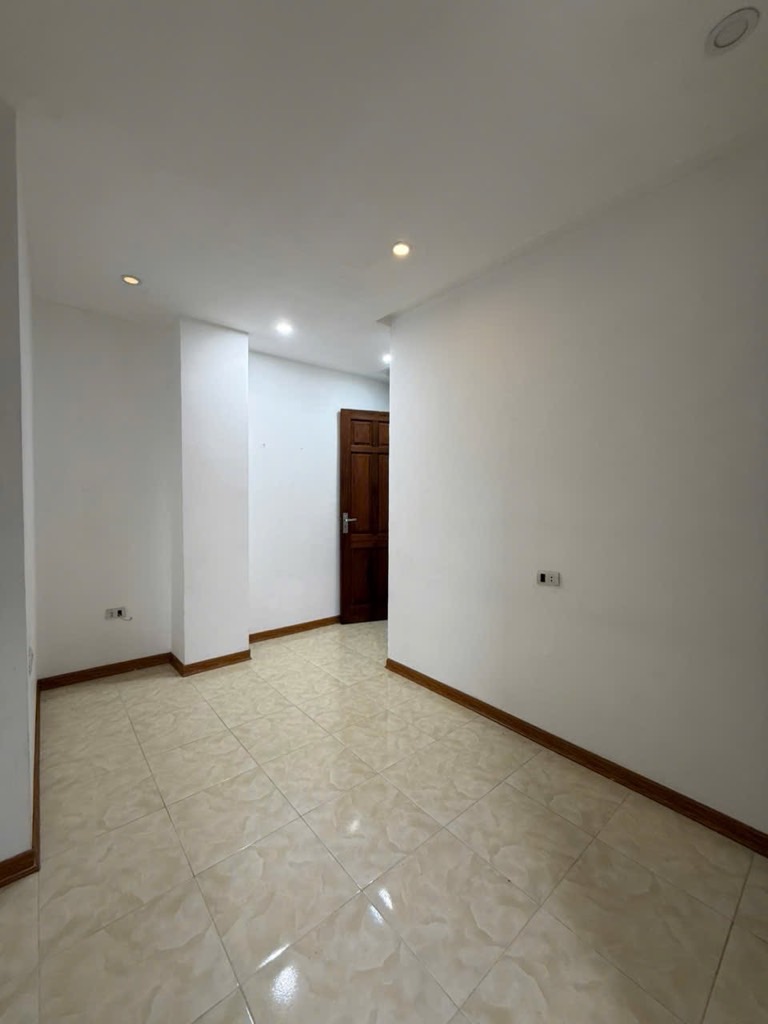 Bán nhà Phạm Ngọc Thạch - diện tích 51m2 3 tầng - Căn hộ CC mini - giá 2,7 tỷ