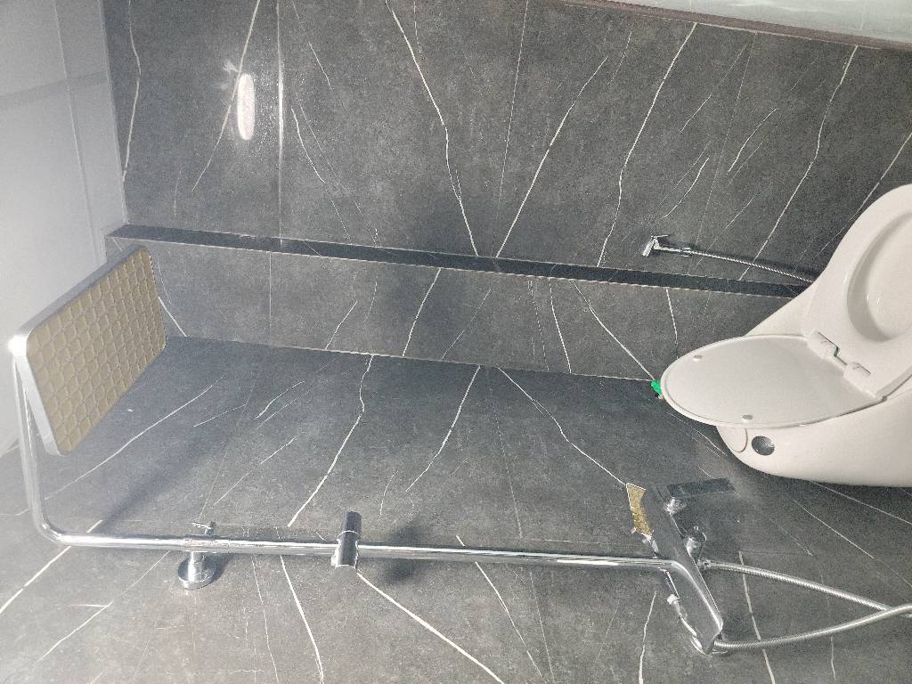 Bán nhà Phố Huế - diện tích 17m2 5 tầng - Nhà đẹp hiếm có - giá 7,35 tỷ