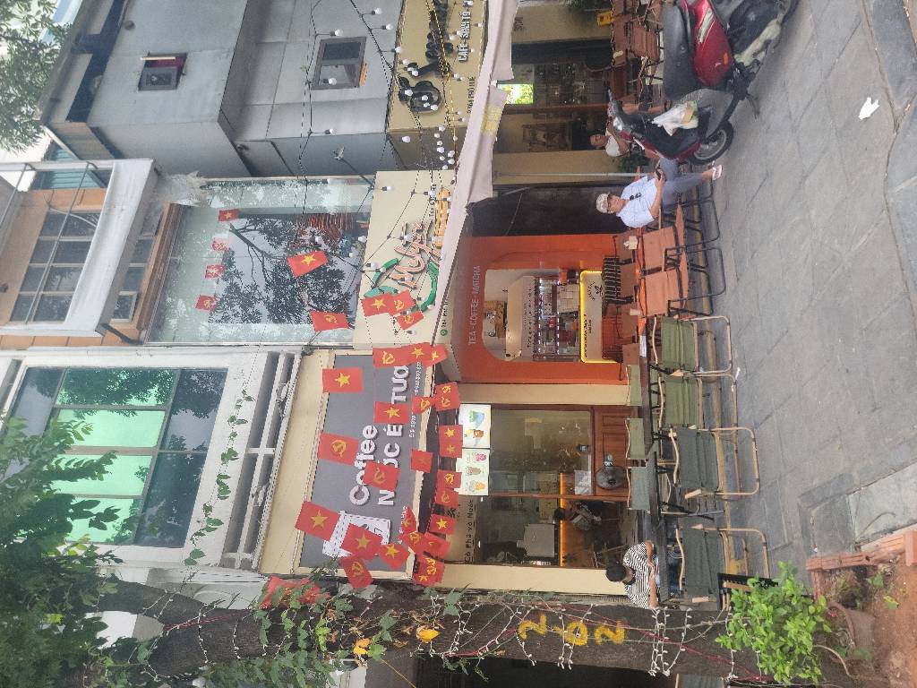 Bán nhà Phố Huế - diện tích 17m2 5 tầng - Nhà đẹp hiếm có - giá 7,35 tỷ