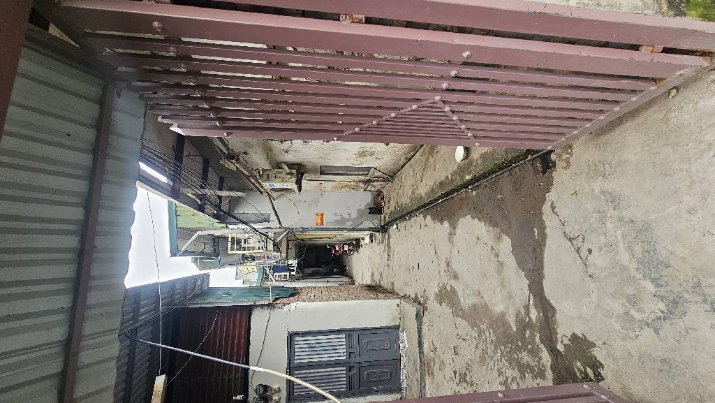 Bán nhà Lĩnh Nam - diện tích 23,8m2 2 tầng - nhà đẹp hiếm có - giá 1,36 tỷ