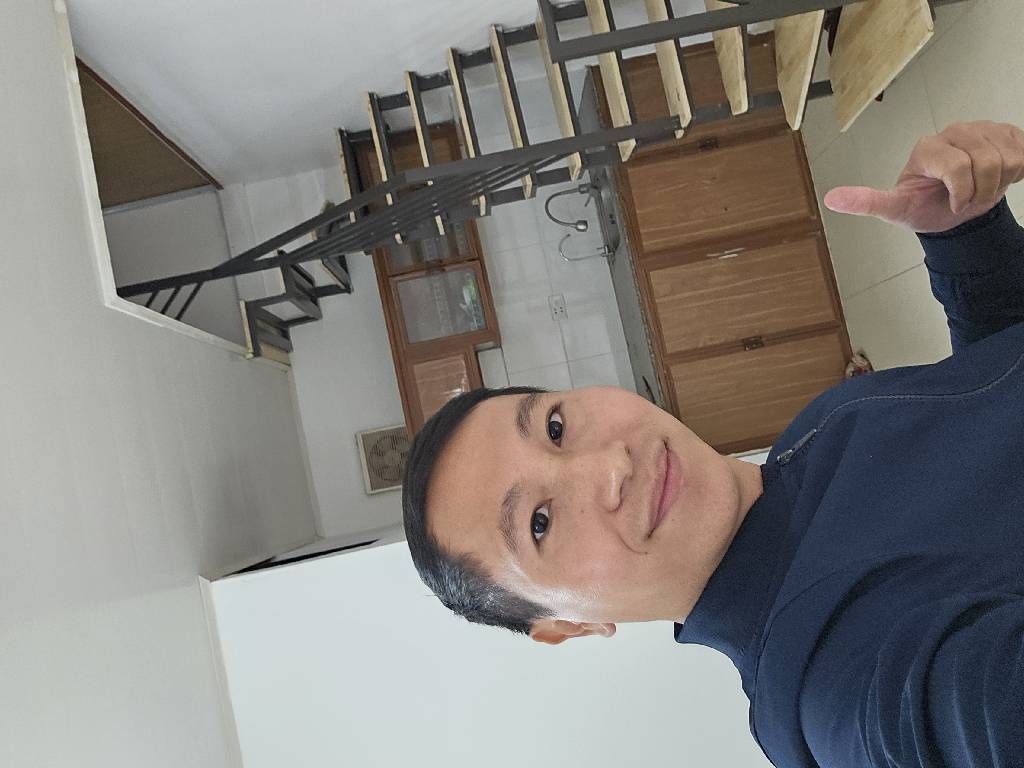 Bán nhà Lĩnh Nam - diện tích 23,8m2 2 tầng - nhà đẹp hiếm có - giá 1,36 tỷ