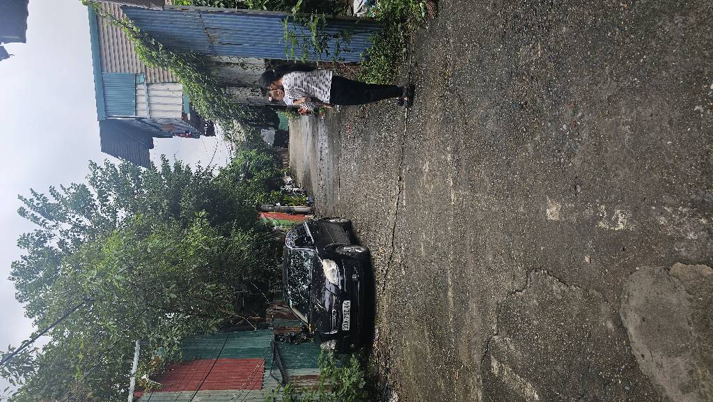 Bán nhà Thúy Lĩnh - diện tích 42,1m2 1,5 tầng - ô tô đỗ cửa - giá 2 tỷ