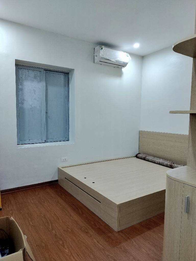 Bán nhà Tân Mai - diện tích 41.5m2 5 tầng - Cách ô tô 100m - giá 5,8 tỷ