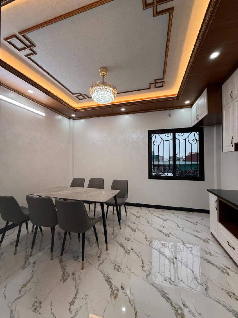 Bán nhà Nguyễn Khoái - diện tích 58m2 5 tầng - Mặt ngõ thông kinh doanh ô tô - giá 19,68 tỷ