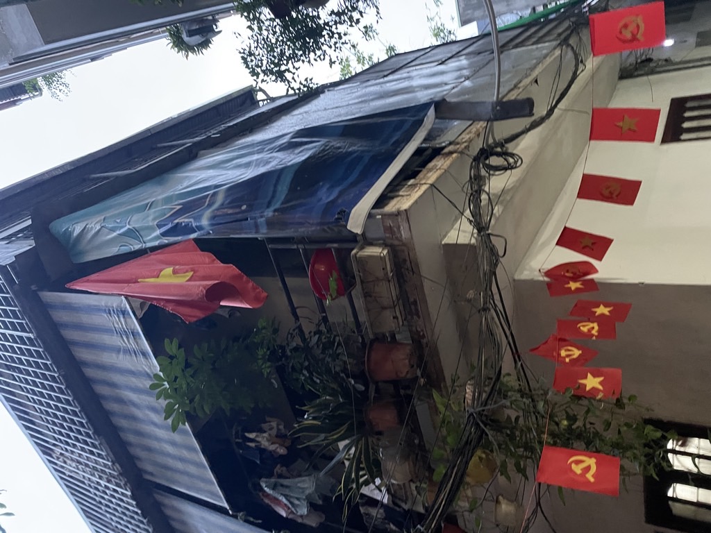 Bán nhà Nguyễn Phúc Lai - diện tích 38m2 3 tầng - Lô góc, kinh doanh - giá 16 tỷ