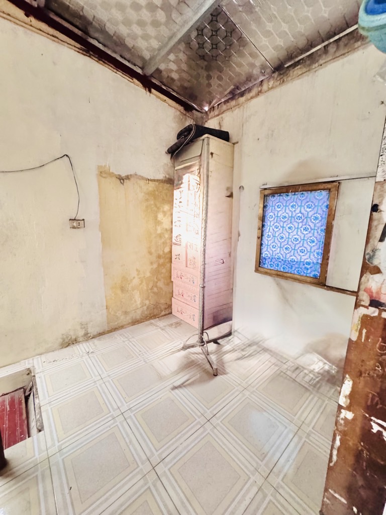 Bán nhà Hoàng Mai - diện tích 70m2 2 tầng - Gần trường chợ - giá 6,3 tỷ