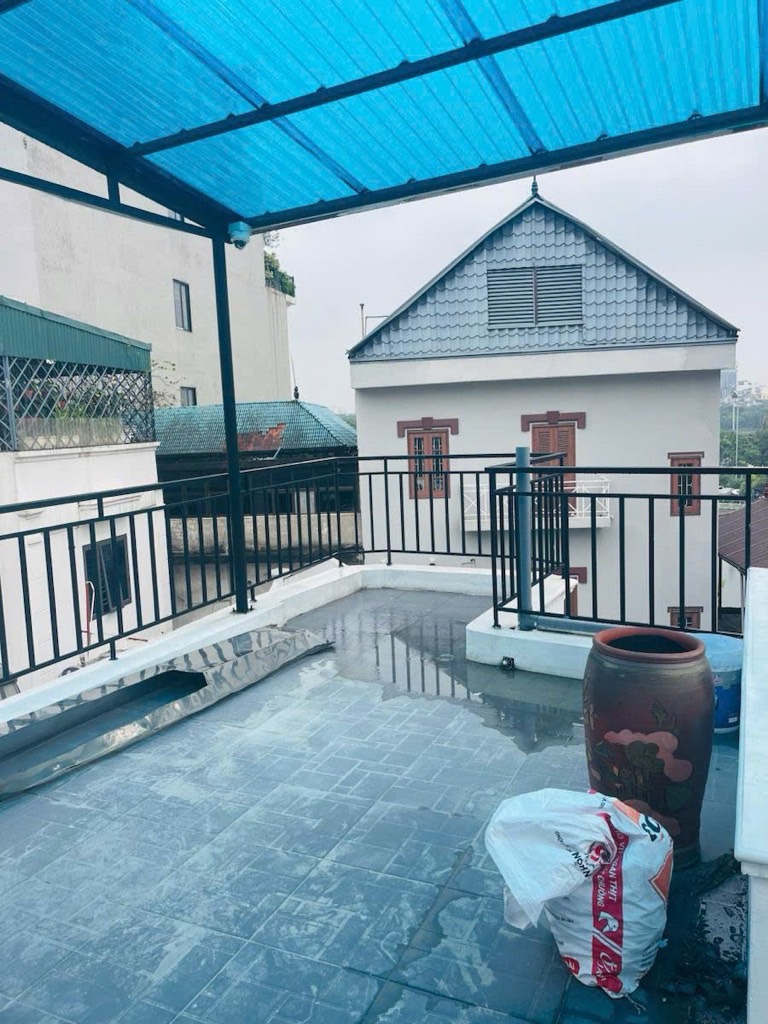 Bán nhà Ô Đồng Lầm - diện tích 71.2m2 4 tầng - Mặt ngõ trước và sau 1 nhà ra mặt hồ - giá 21 tỷ