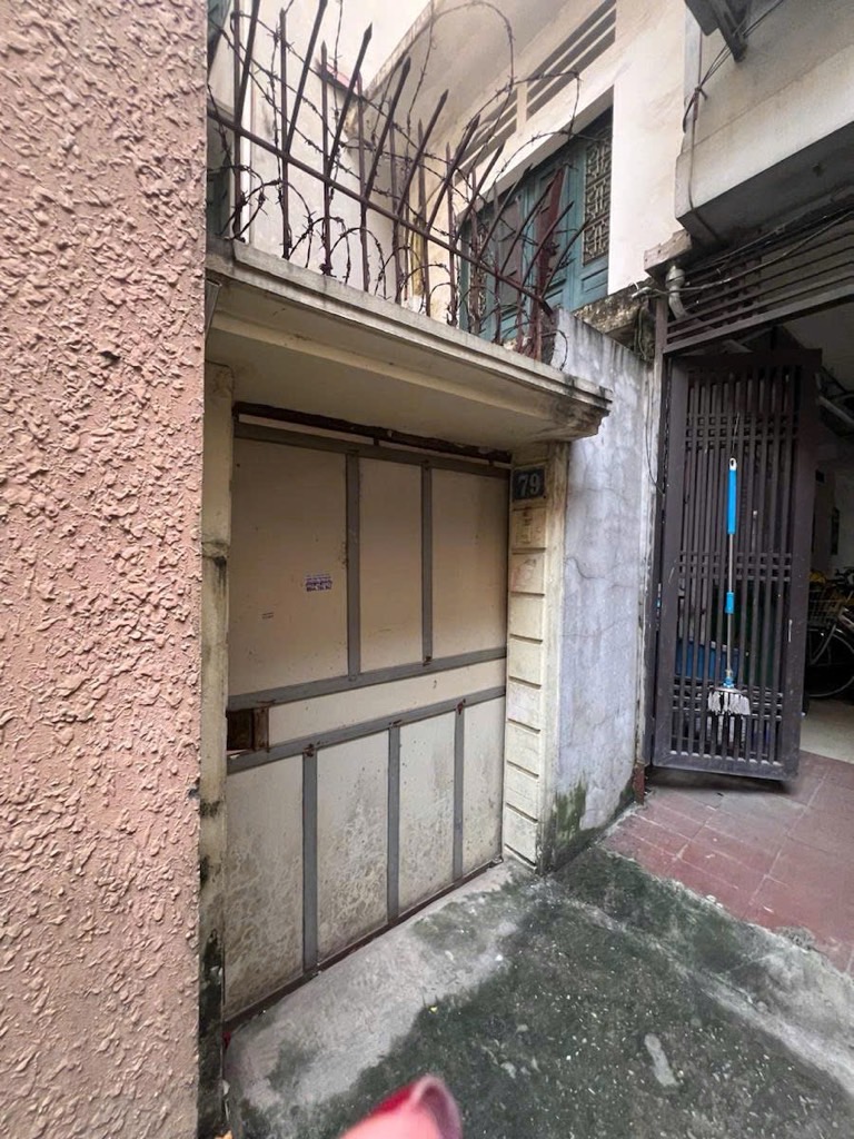 Bán nhà Chợ Khâm Thiên - diện tích 64m2 2 tầng - Nhà cũ xác định bán đất - giá 12 tỷ