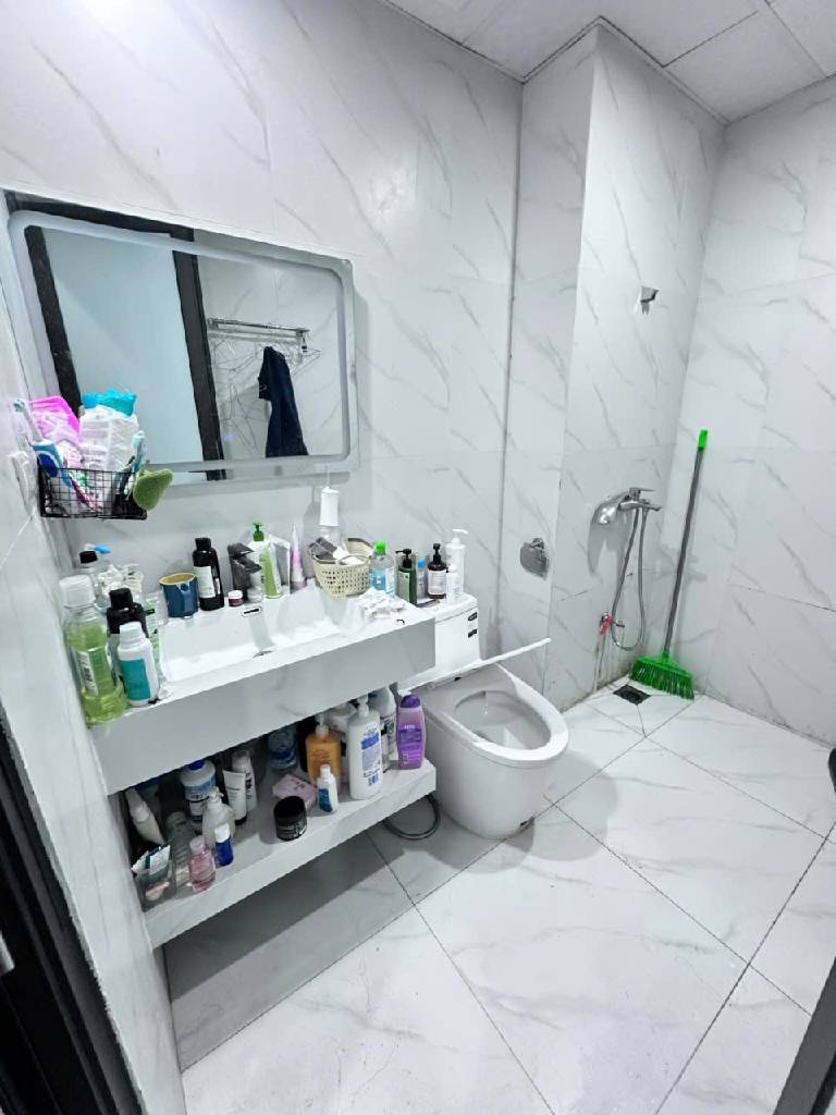 Bán nhà Ngõ Chợ Khâm Thiên - diện tích 71m2 7 tầng - Mặt phố chợ, kinh doanh sầm uất - giá 23,8 tỷ