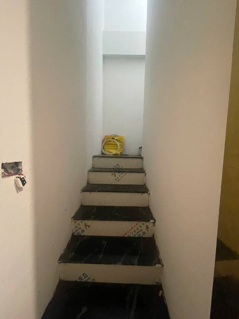 Bán nhà Ngõ Chợ Khâm Thiên - diện tích 71m2 7 tầng - Mặt phố chợ, kinh doanh sầm uất - giá 23,8 tỷ