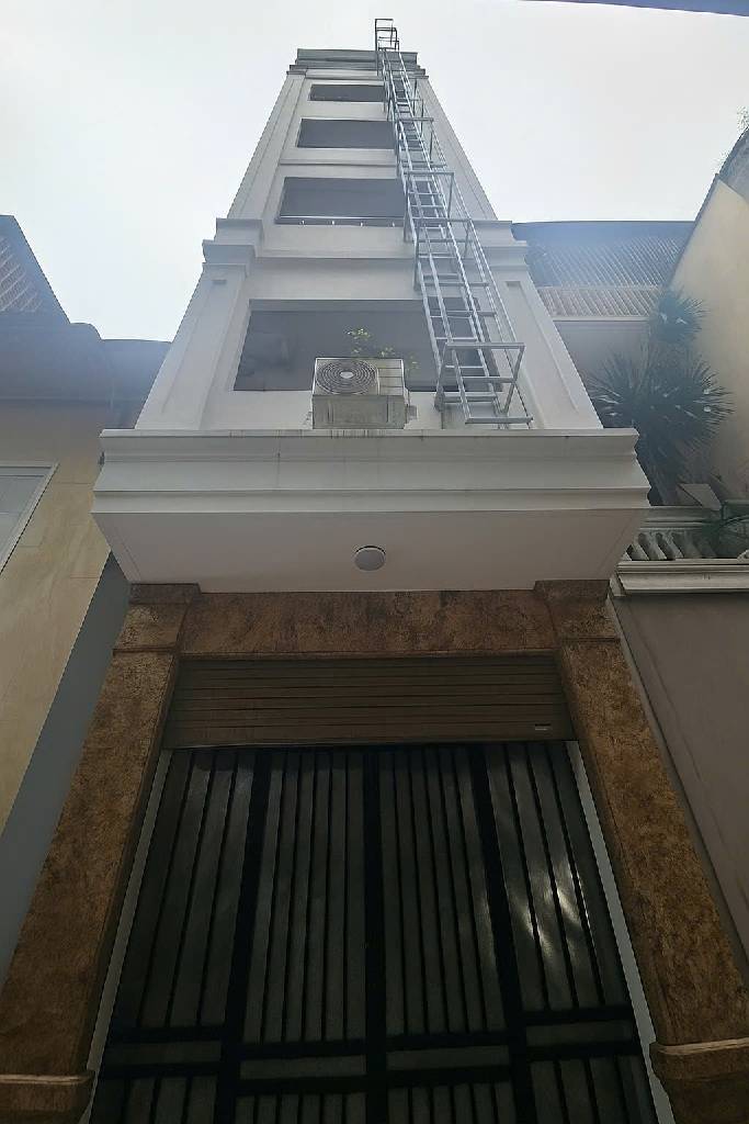 Bán nhà Ngõ Chợ Khâm Thiên - diện tích 71m2 7 tầng - Mặt phố chợ, kinh doanh sầm uất - giá 23,8 tỷ