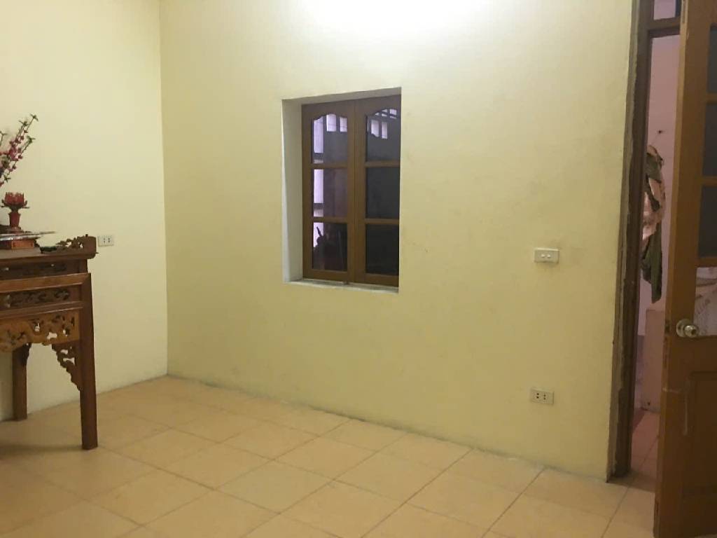 Bán nhà giáp bát - diện tích 63.7m2 4 tầng - gần ô tô - giá 10,2 tỷ