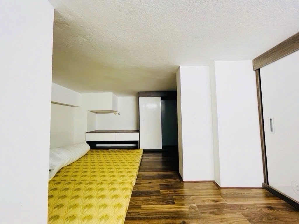 Bán nhà Ngõ Chợ Khâm Thiên - diện tích 85m2 7 tầng - gần chợ, trường học - giá 17,2 tỷ