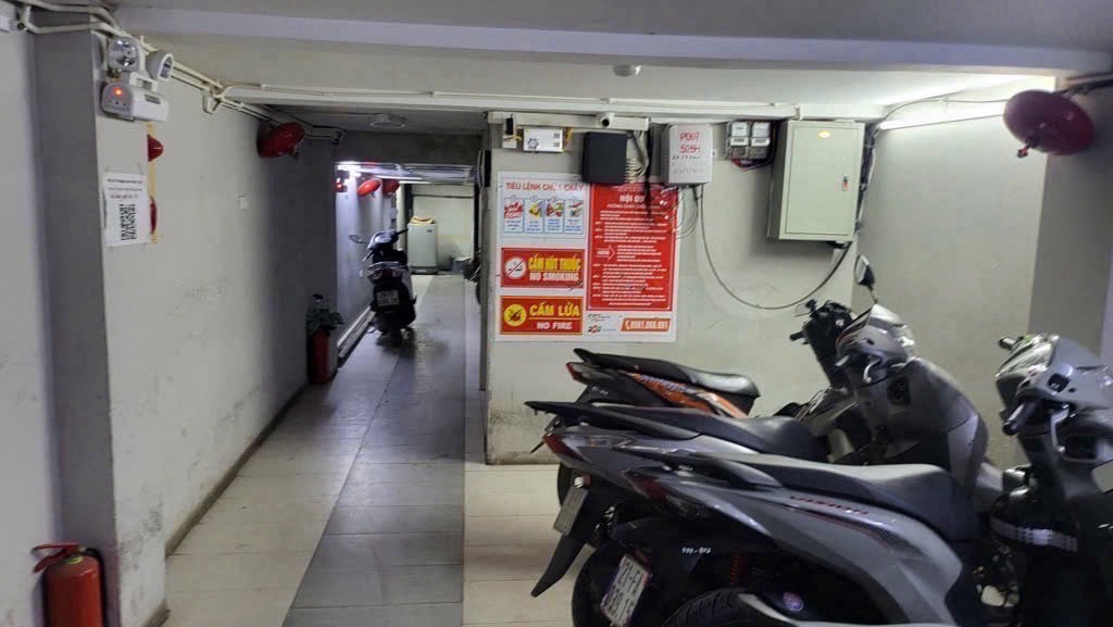 Bán nhà Ngõ Chợ Khâm Thiên - diện tích 85m2 7 tầng - gần chợ, trường học - giá 17,2 tỷ