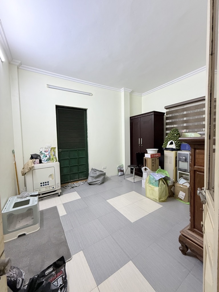 Bán nhà Minh Khai - diện tích 30.3m2 5 tầng - Mặt phố kinh doanh sầm uất - giá 13,8 tỷ