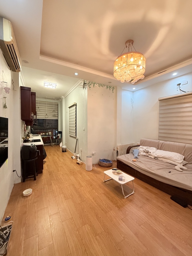 Bán nhà Minh Khai - diện tích 30.3m2 5 tầng - Mặt phố kinh doanh sầm uất - giá 13,8 tỷ