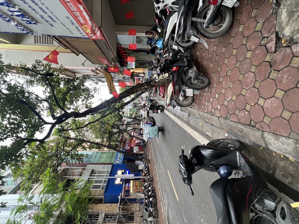 Bán nhà Vương Thừa Vũ - diện tích 51.5m2 4 tầng - Mặt phố siêu đẹp - giá 23 tỷ