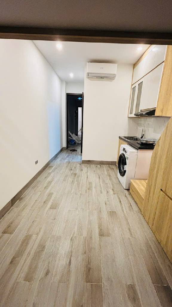 Bán nhà Nguyễn Trãi - diện tích 58,6m2 6 tầng - Ô tô tránh - giá 18,2 tỷ