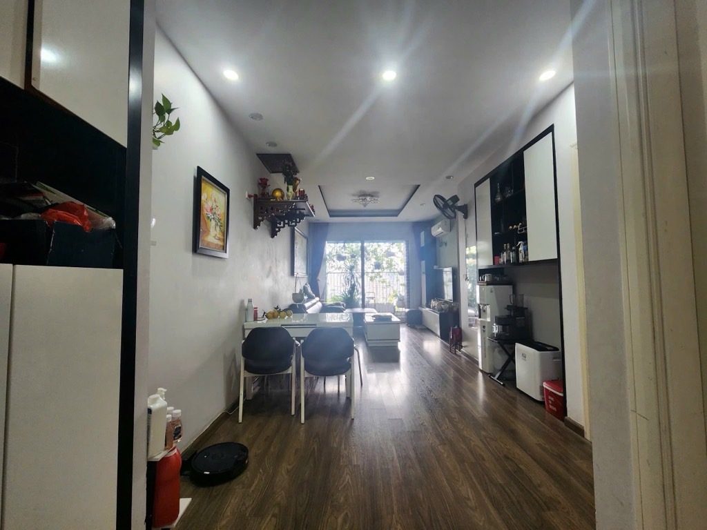 Bán nhà Vũ Tông Phan - diện tích 70m2 25 tầng - Chung cư cao cấp - giá 7,5 tỷ