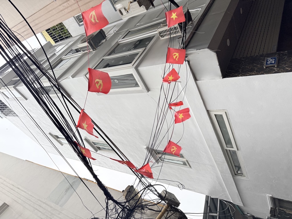 Bán nhà Thịnh Liệt - diện tích 30m2 5 tầng - LÔ GÓC - Ô TÔ VÀO TẬN CỬA - giá 7,7 tỷ