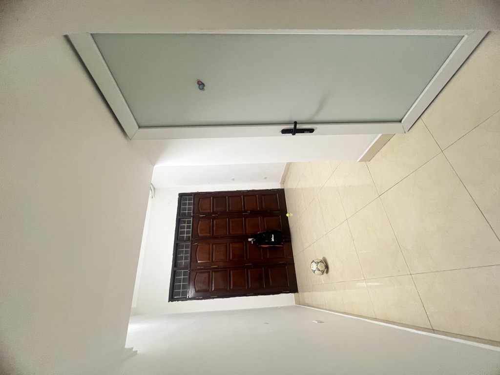 Bán nhà Cù Chính Lan - diện tích 50m2 4 tầng - Ô tô tránh vỉa hè rộng - giá 23 tỷ