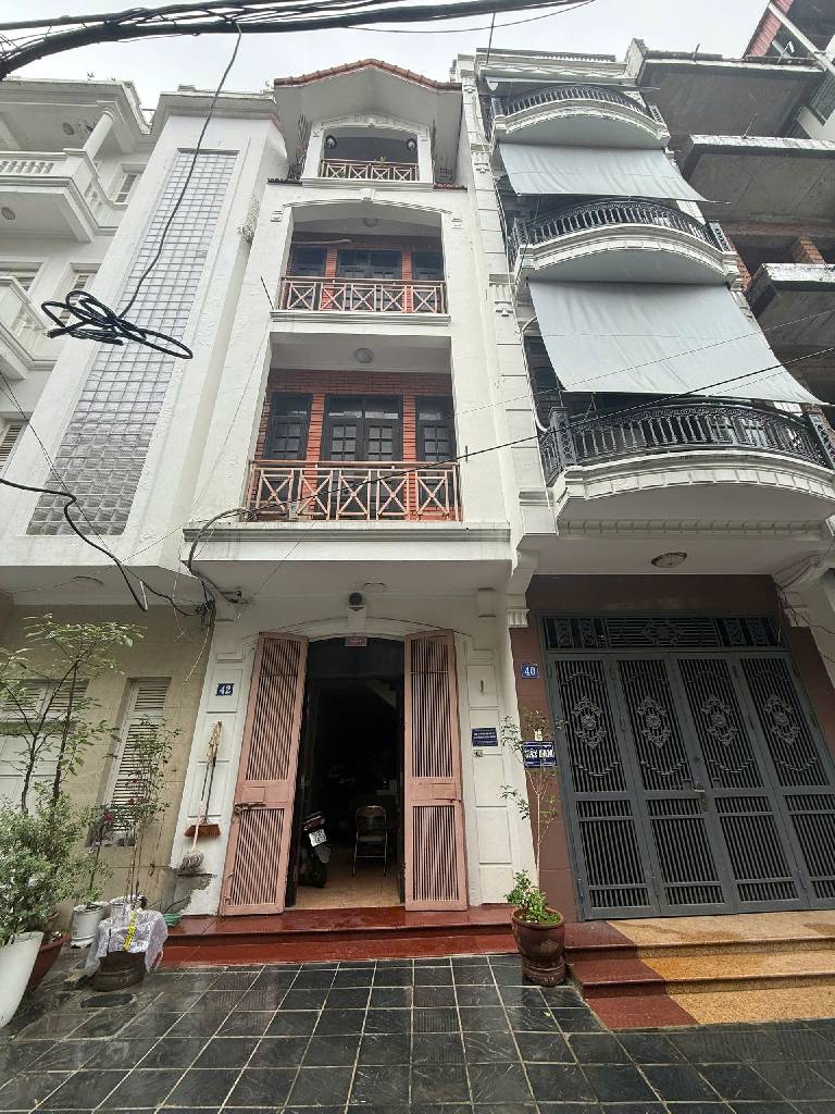 Bán nhà Bạch Đằng - diện tích 40.4m2 4 tầng - Ô tô tránh - giá 14,5 tỷ