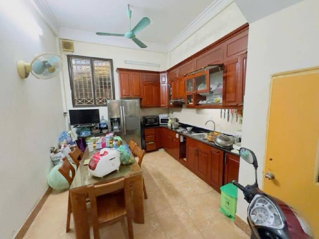 Bán nhà Bạch Đằng - diện tích 40.4m2 4 tầng - Ô tô tránh - giá 14,5 tỷ