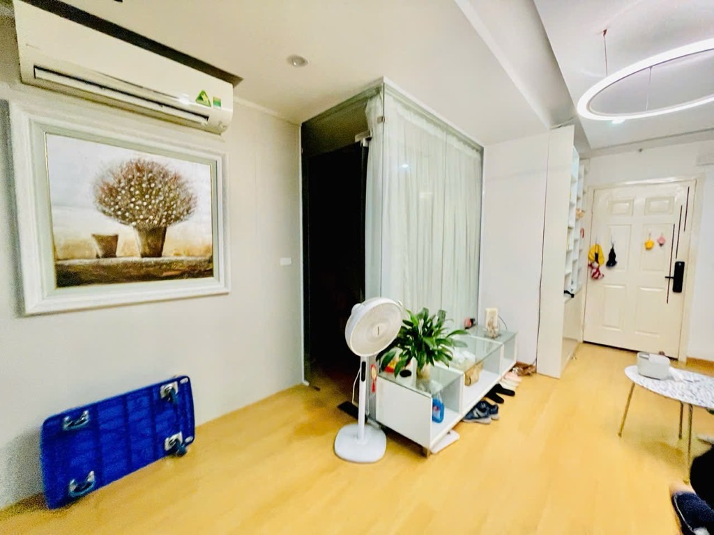 Bán nhà Linh Đường - diện tích 72m2 14 tầng - Căn hộ đẹp – view hồ trực diện - giá 4 tỷ